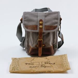 TSD Women Valley Trail Crossbody Bag Gray (Pre-owned)